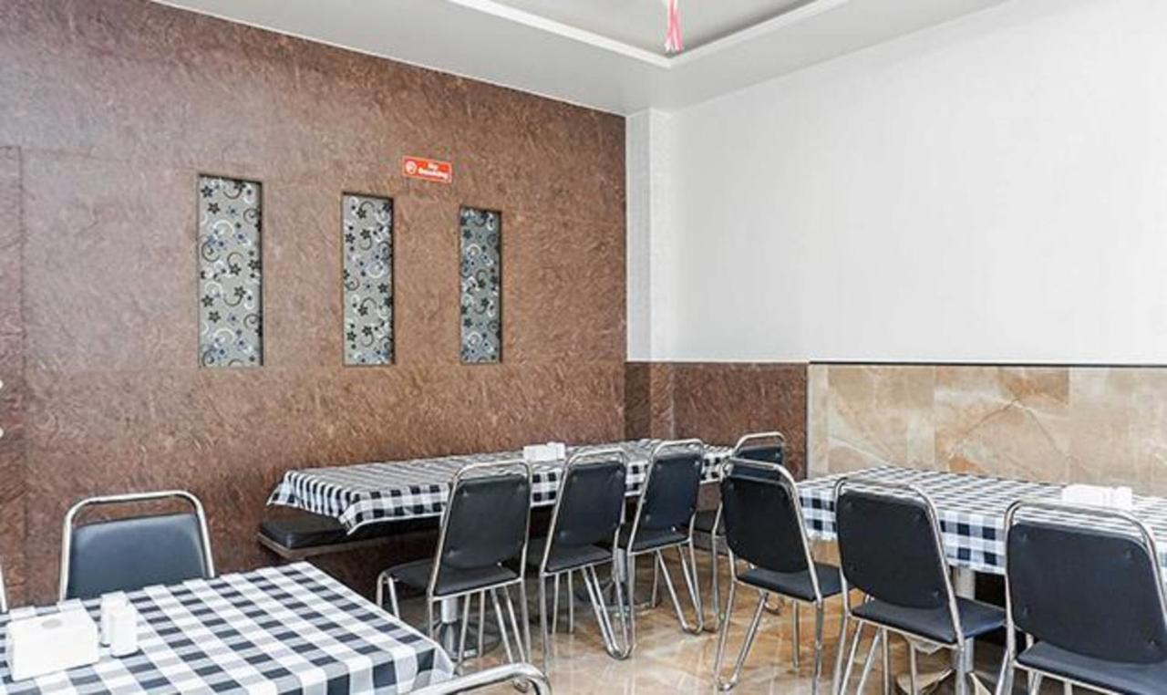 Fabhotel Karishma Palace Supe Bagian luar foto